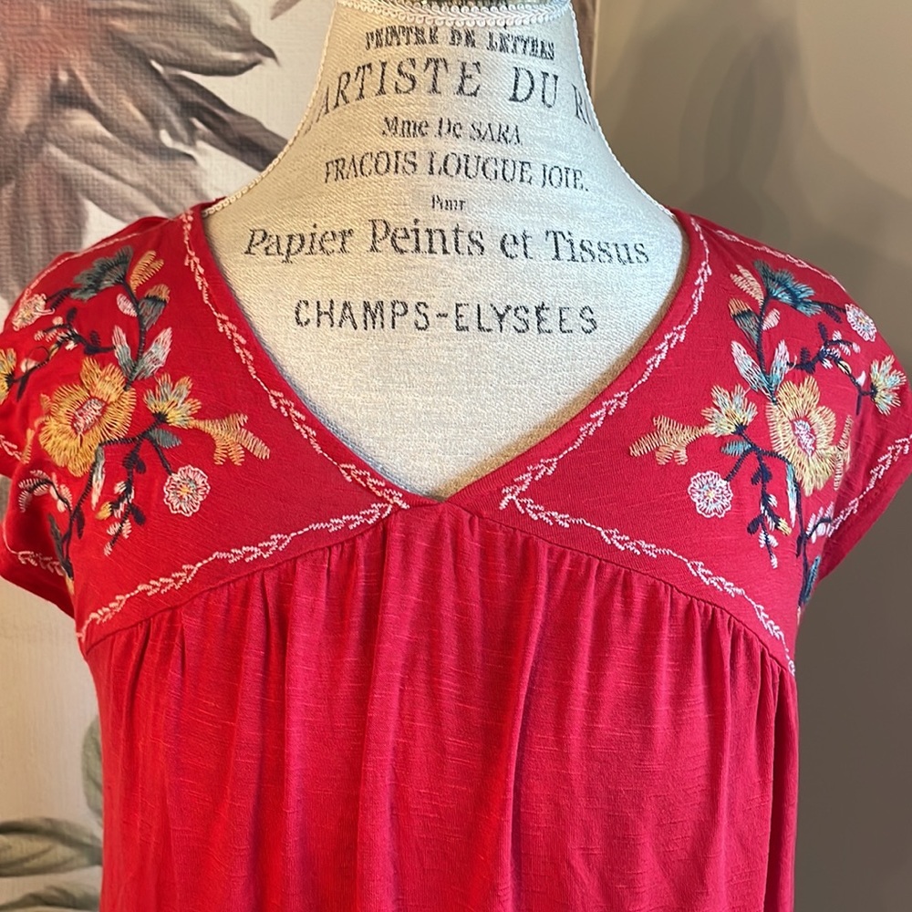 Knox Rose floral embroidery blouse